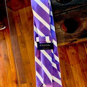 Brooks Brothers Men’s Tie - very high end